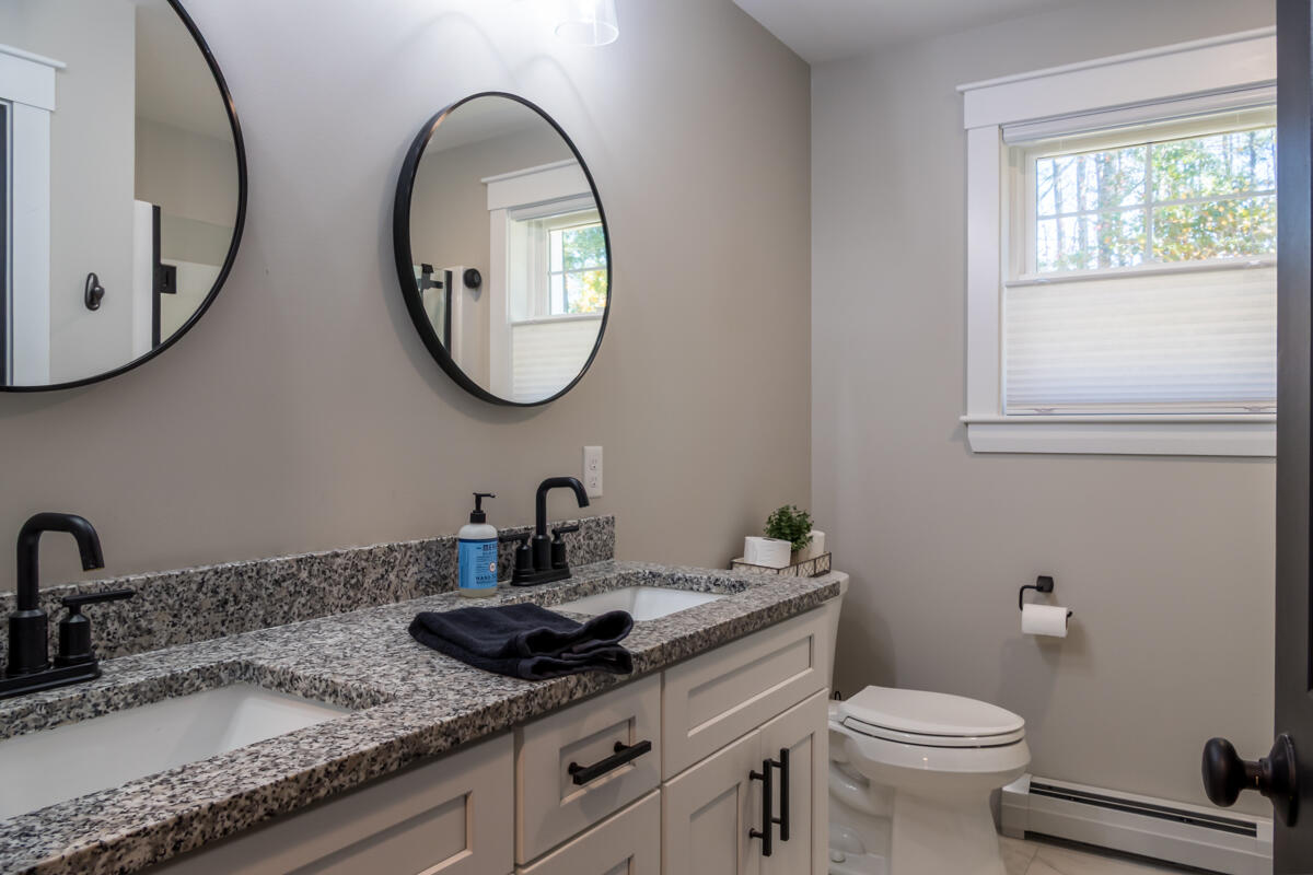 15 Neptune Drive Brunswick ME 04011