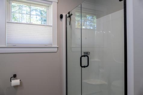 15 Neptune Drive Brunswick ME 04011