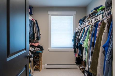 15 Neptune Drive Brunswick ME 04011