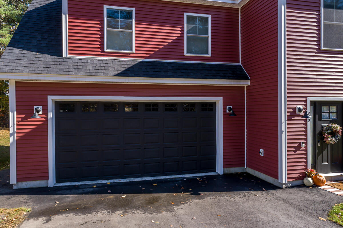 15 Neptune Drive Brunswick ME 04011