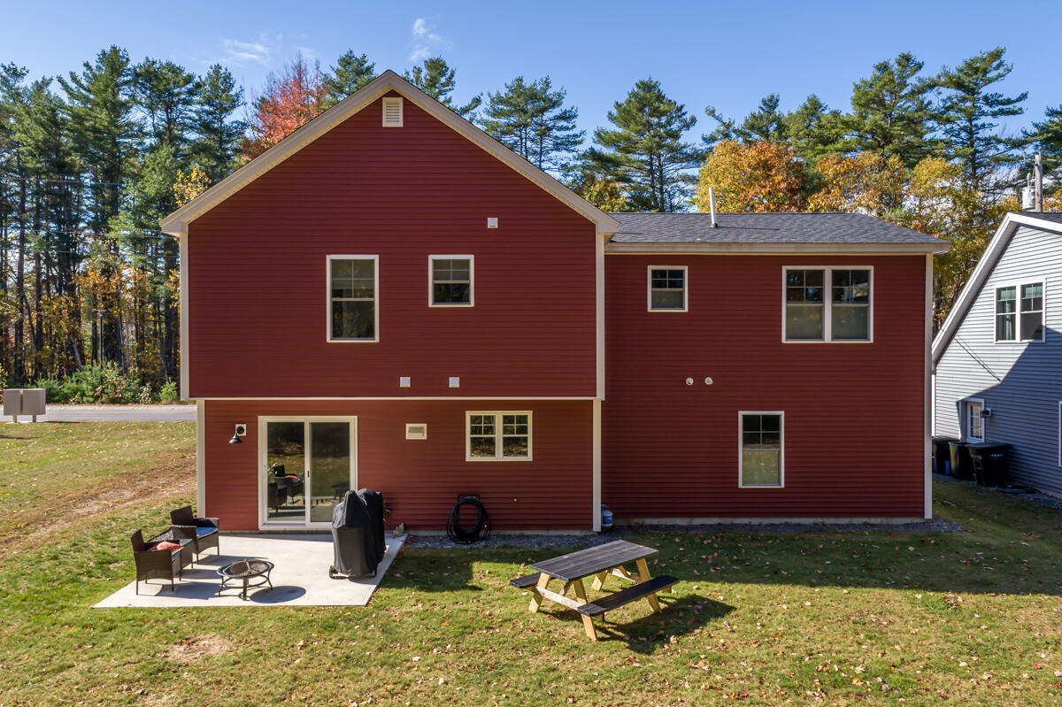 15 Neptune Drive Brunswick ME 04011