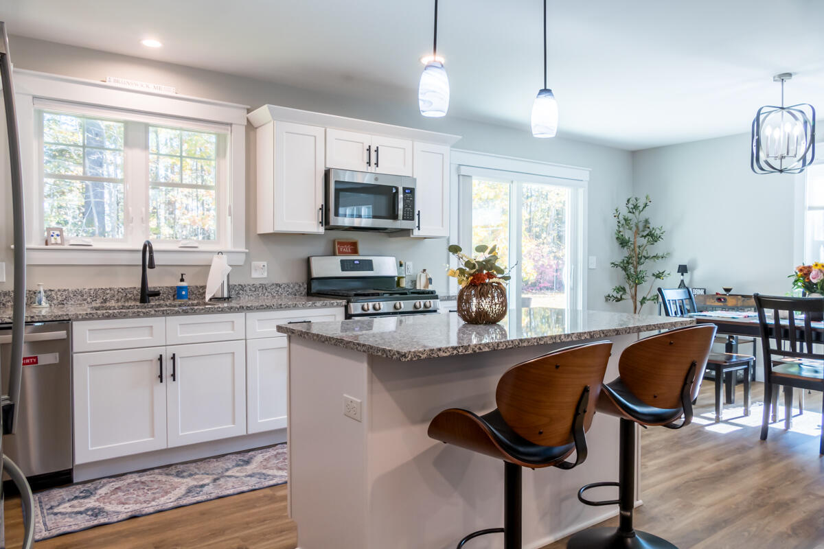 15 Neptune Drive Brunswick ME 04011