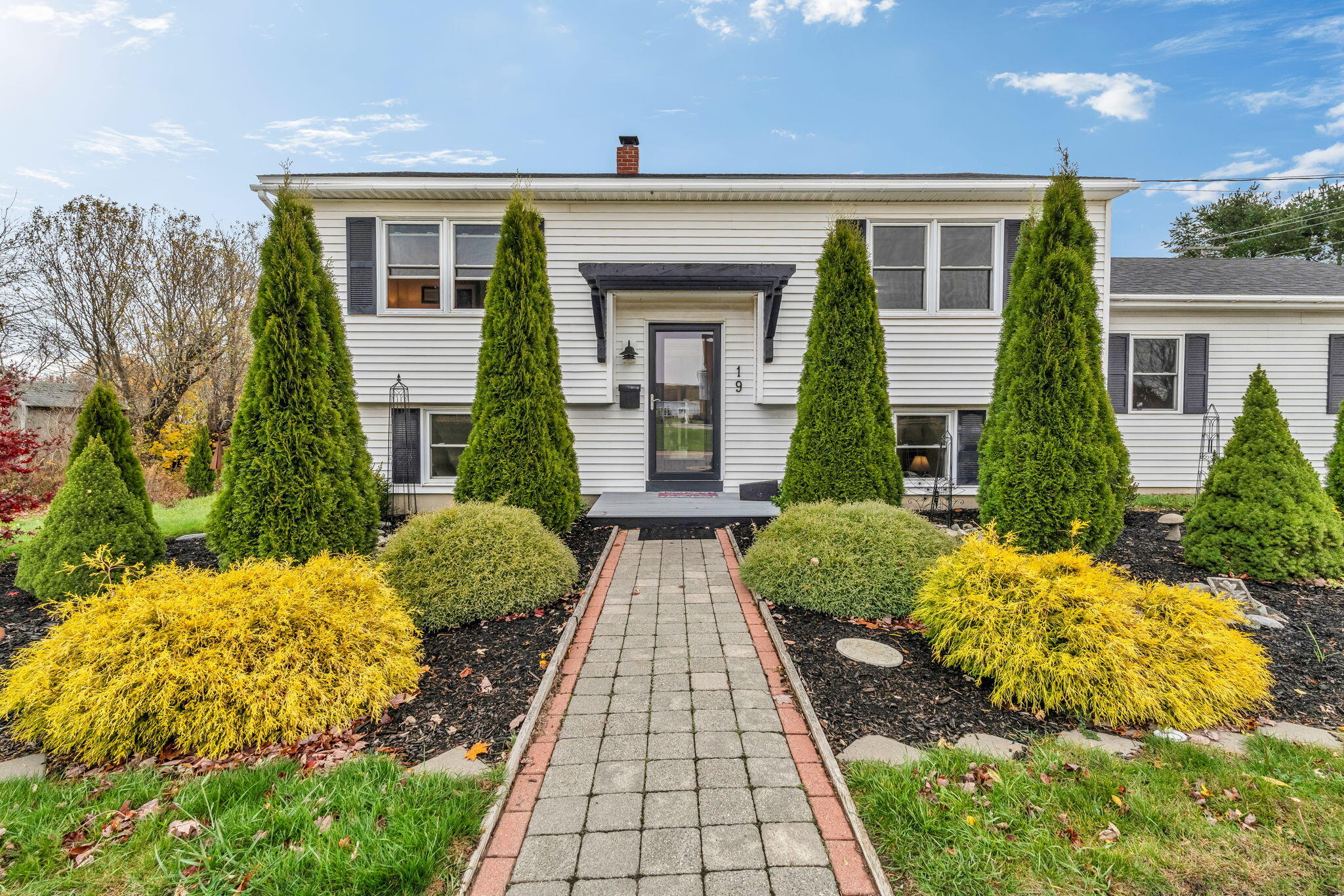 19 Broadway Rockland ME 04841