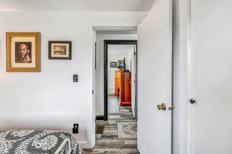 19 Broadway Rockland ME 04841