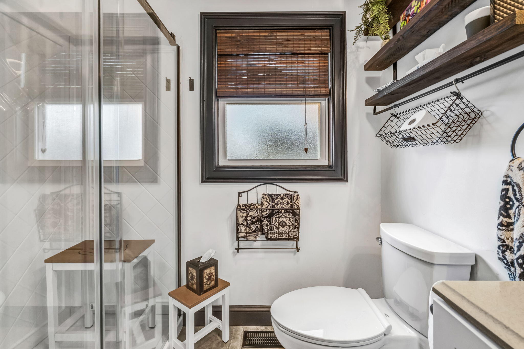 19 Broadway Rockland ME 04841