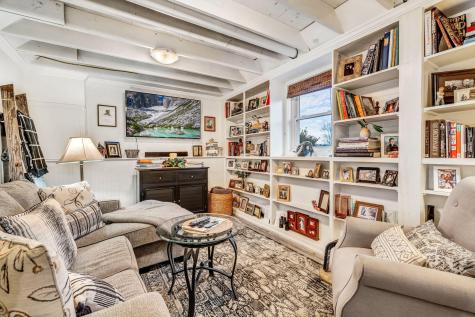 19 Broadway Rockland ME 04841