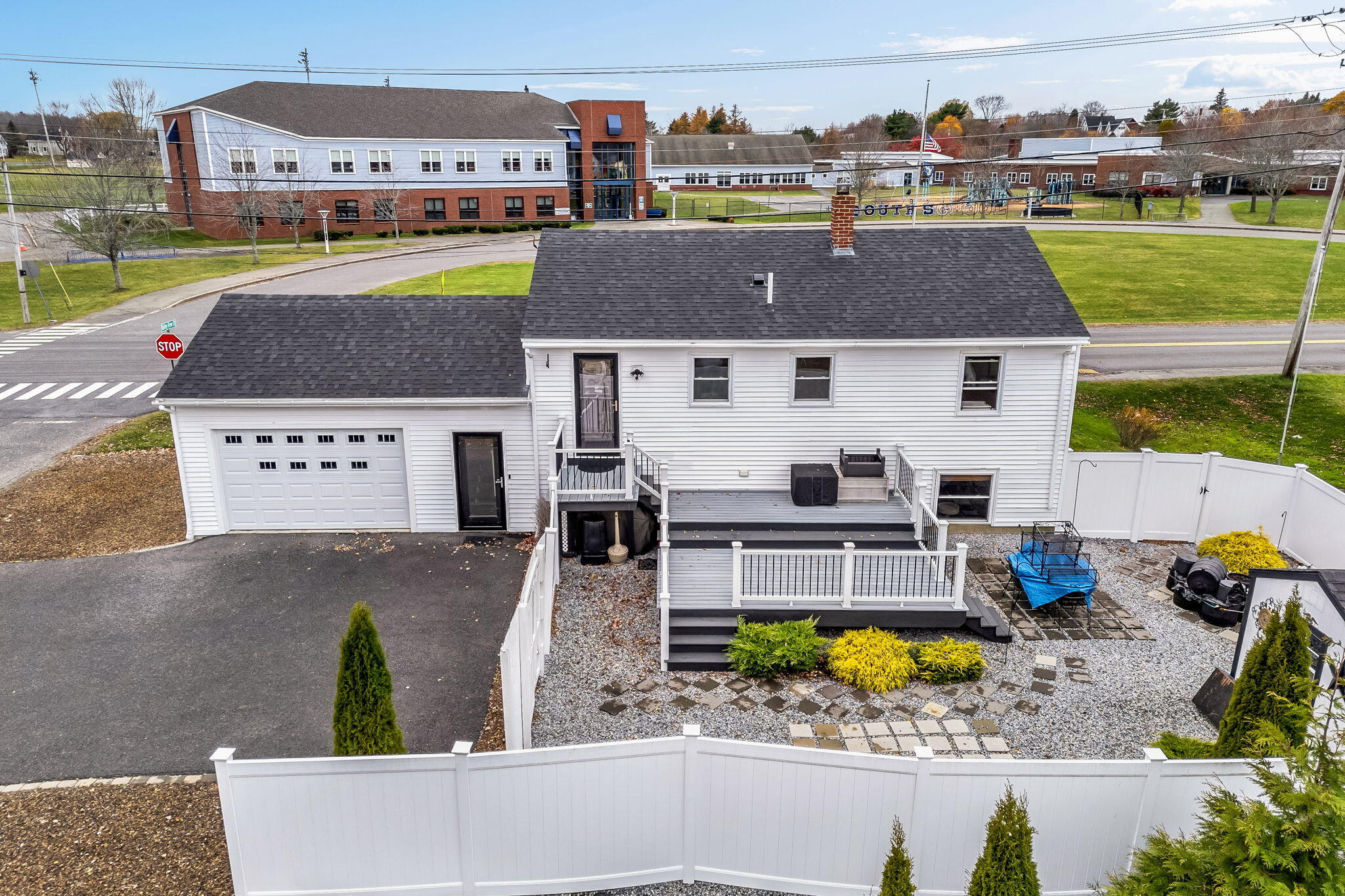 19 Broadway Rockland ME 04841