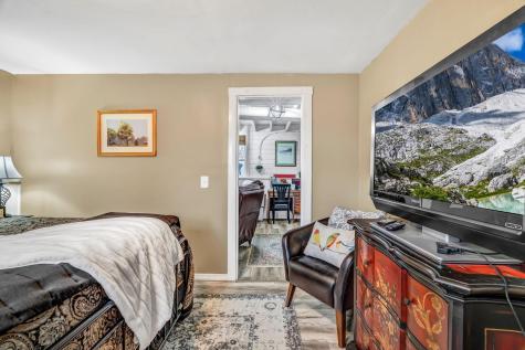 19 Broadway Rockland ME 04841