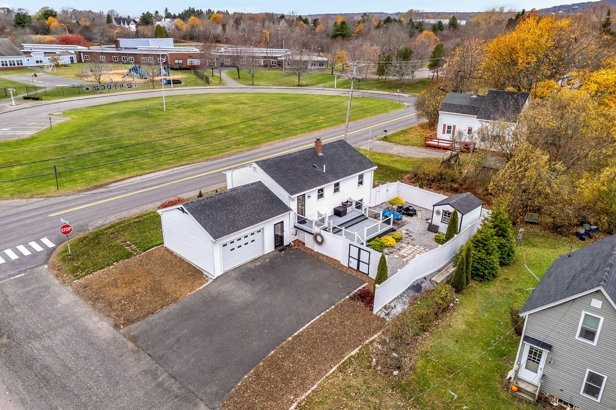 19 Broadway Rockland ME 04841