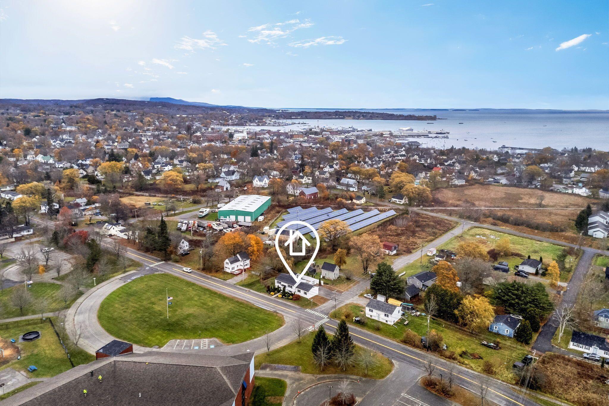 19 Broadway Rockland ME 04841