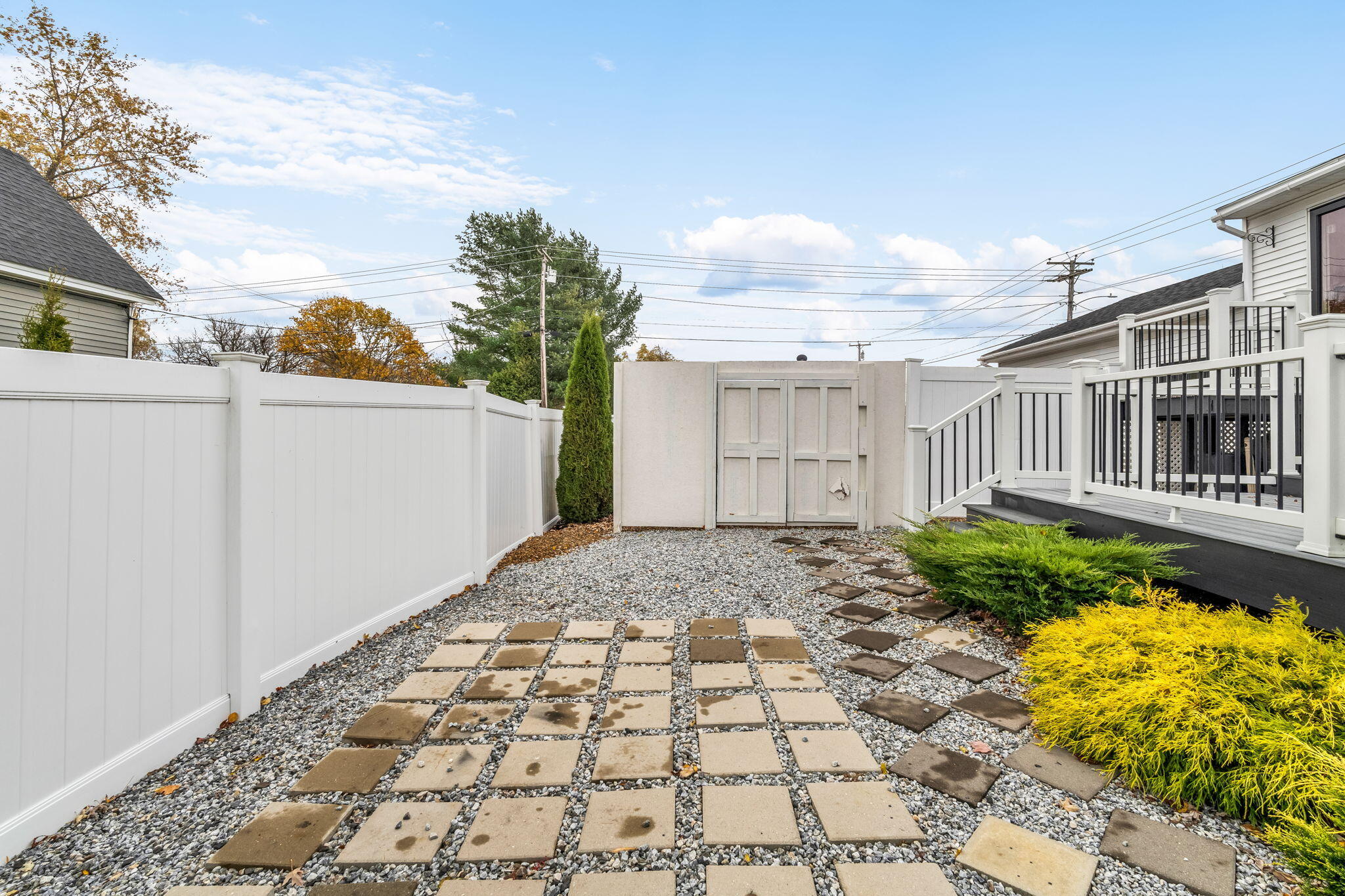 19 Broadway Rockland ME 04841