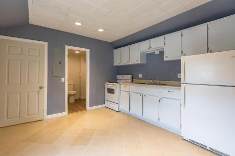 16 Merton Boulevard Lewiston ME 04240