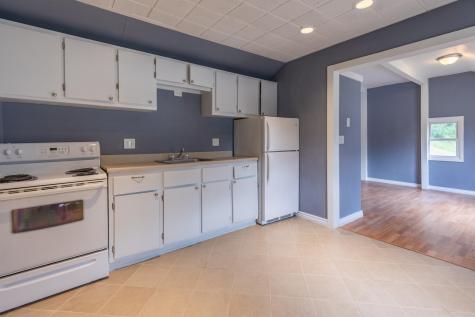 16 Merton Boulevard Lewiston ME 04240