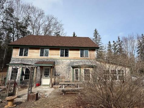 203 Garnet Head Road Pembroke ME 04666