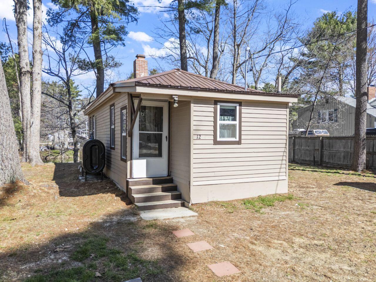12 Shore Road Windham ME 04062