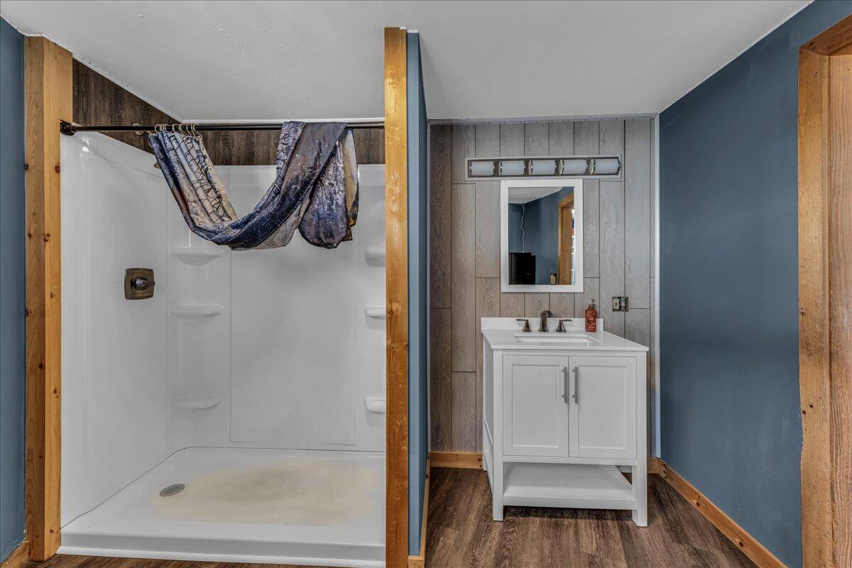 2 Winter Street Northport ME 04849