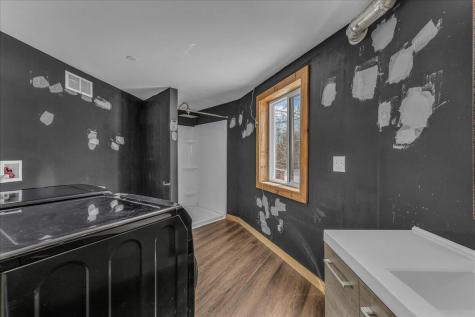 2 Winter Street Northport ME 04849