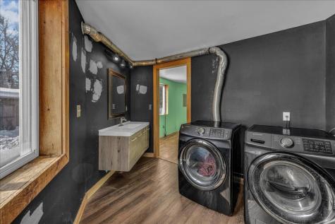 2 Winter Street Northport ME 04849