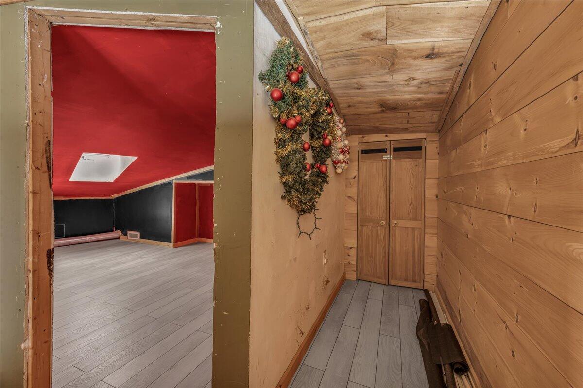 2 Winter Street Northport ME 04849