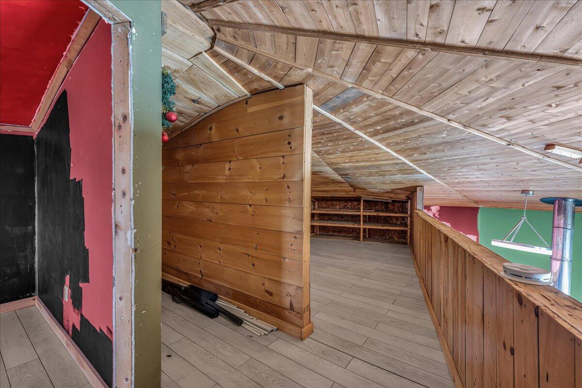 2 Winter Street Northport ME 04849