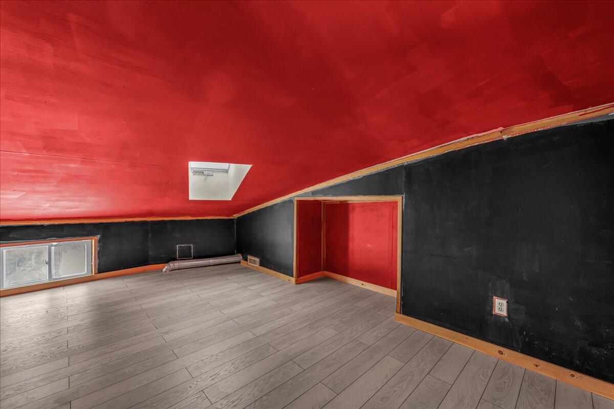 2 Winter Street Northport ME 04849