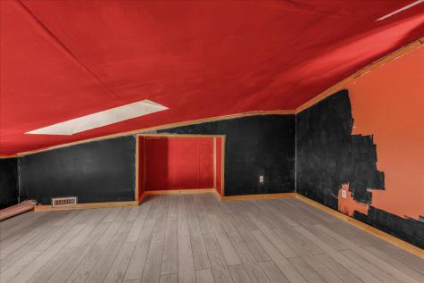 2 Winter Street Northport ME 04849