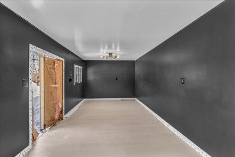 2 Winter Street Northport ME 04849