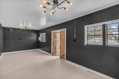 2 Winter Street Northport ME 04849