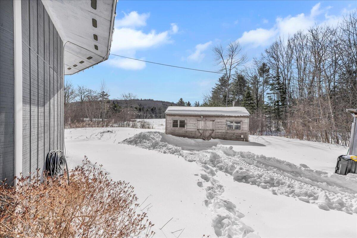 2 Winter Street Northport ME 04849