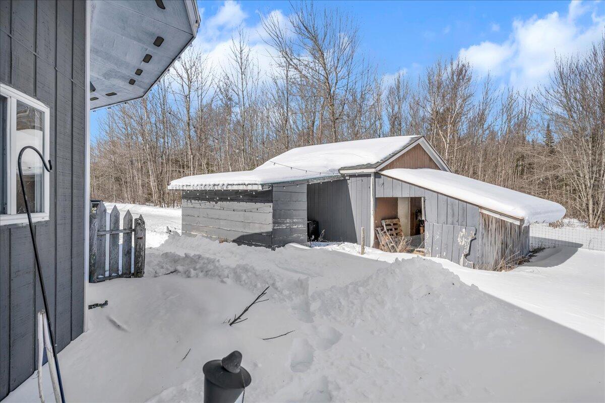 2 Winter Street Northport ME 04849