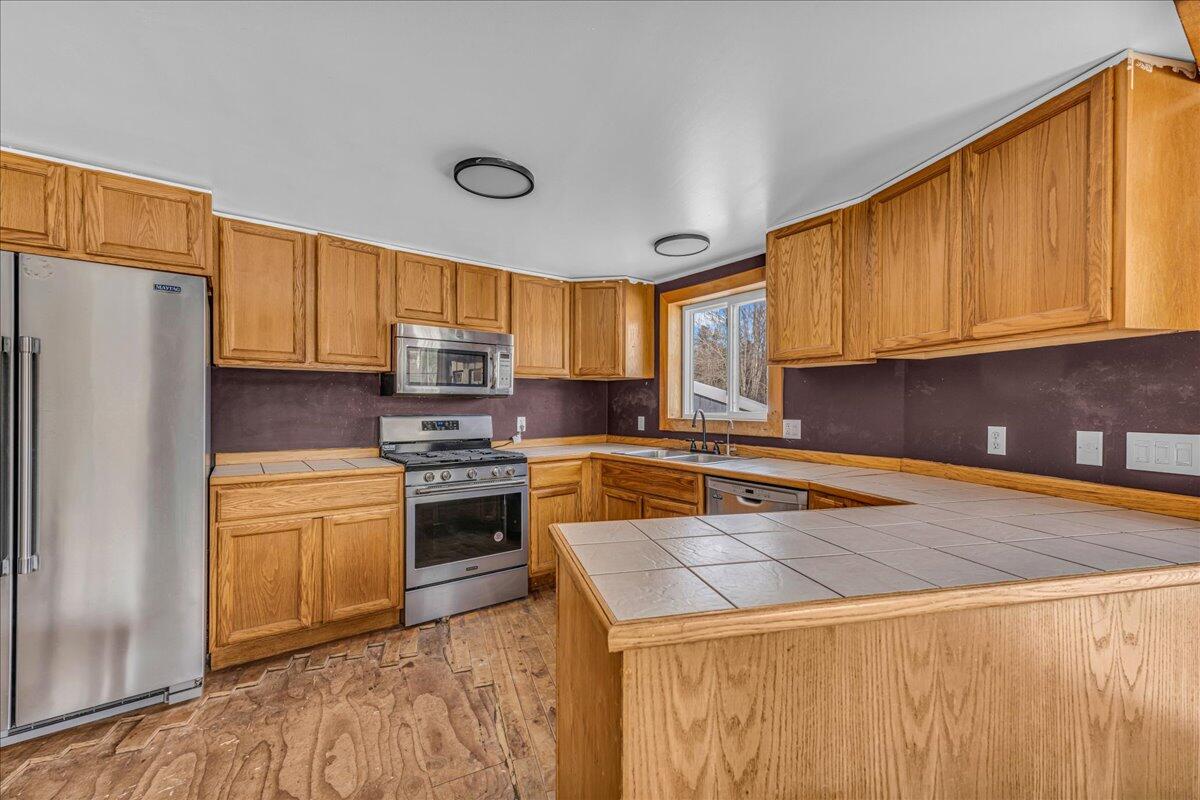 2 Winter Street Northport ME 04849