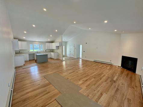 23 Forest Glen Lane Topsham ME 04086