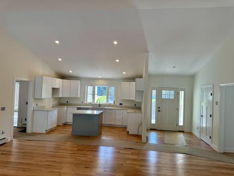 23 Forest Glen Lane Topsham ME 04086