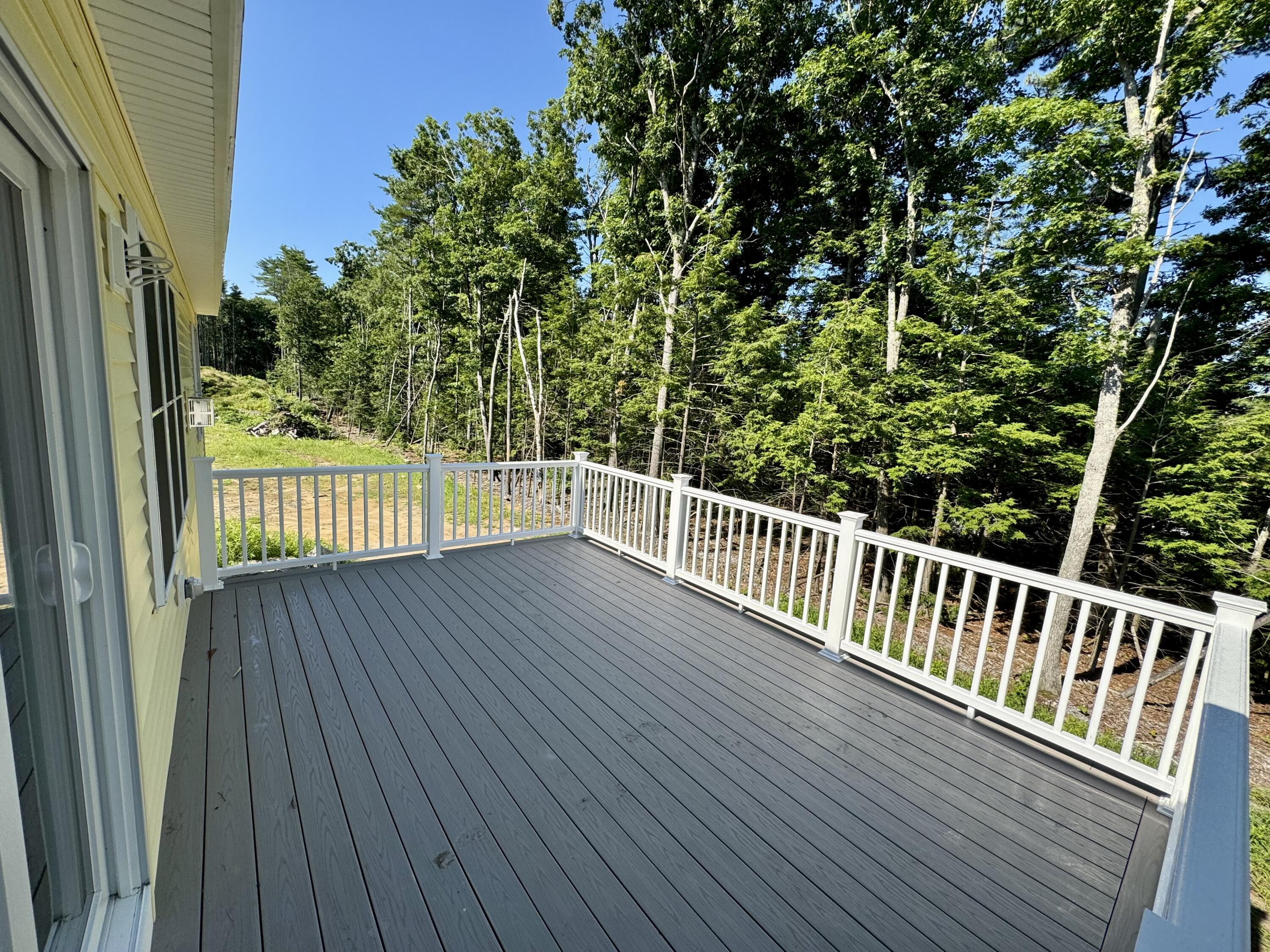 23 Forest Glen Lane Topsham ME 04086