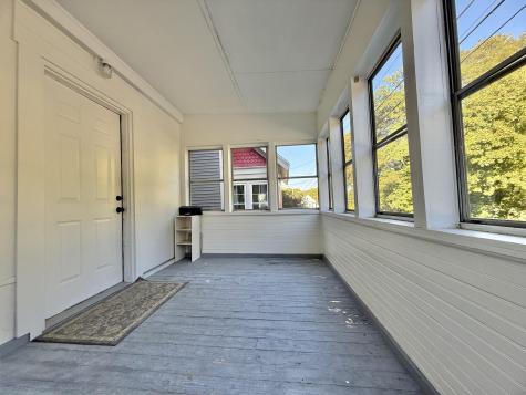 21 Cottage Street Bangor ME 04401