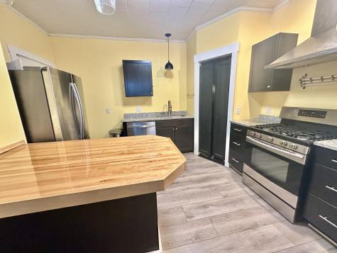 21 Cottage Street Bangor ME 04401