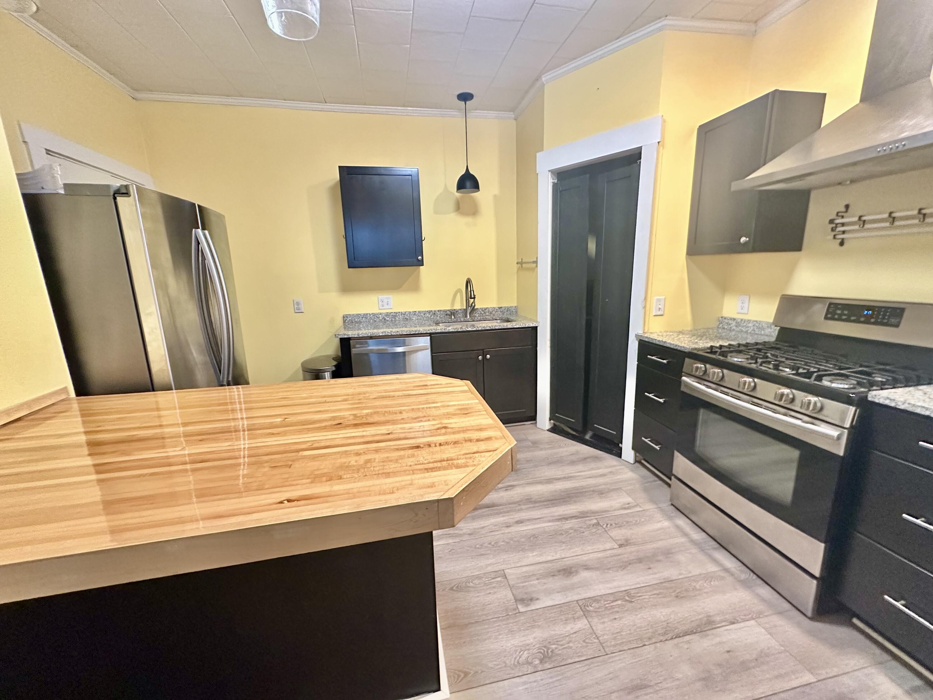 21 Cottage Street Bangor ME 04401