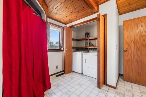 32 Dillon Road Harrison ME 04040