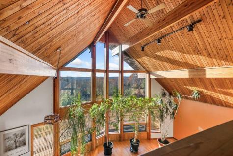 32 Dillon Road Harrison ME 04040