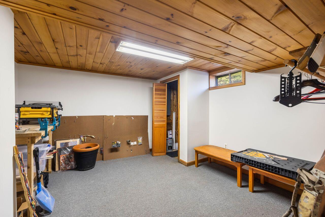 32 Dillon Road Harrison ME 04040