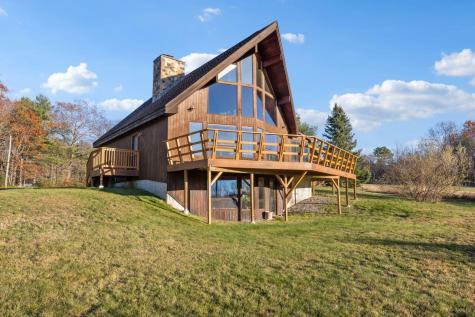 32 Dillon Road Harrison ME 04040