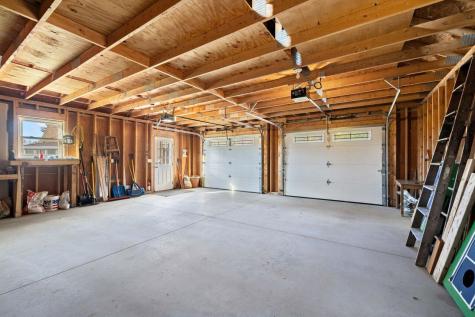 32 Dillon Road Harrison ME 04040