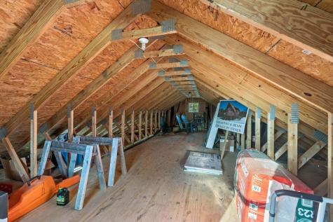 32 Dillon Road Harrison ME 04040