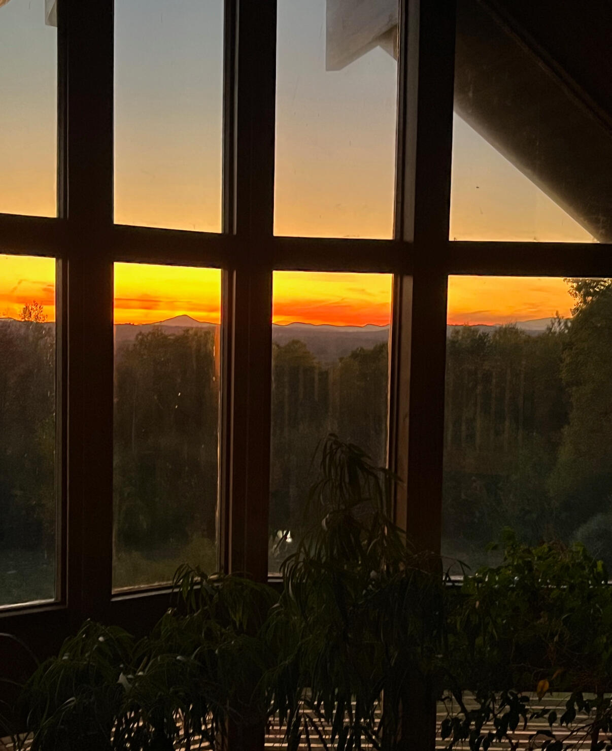 32 Dillon Road Harrison ME 04040