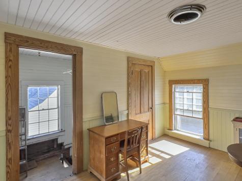 17 Mountain Street Camden ME 04843