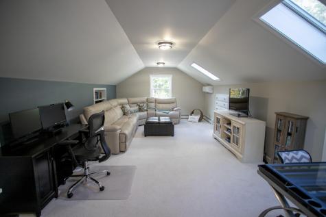 548 South Road Holden ME 04429