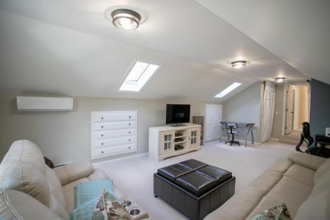 548 South Road Holden ME 04429