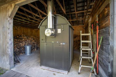 548 South Road Holden ME 04429