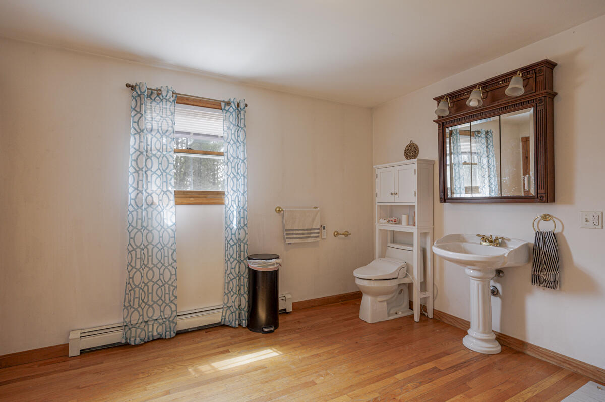 20 Lakeman Lane Eddington ME 04428