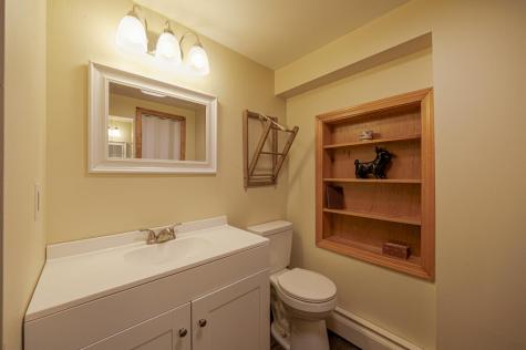 20 Lakeman Lane Eddington ME 04428